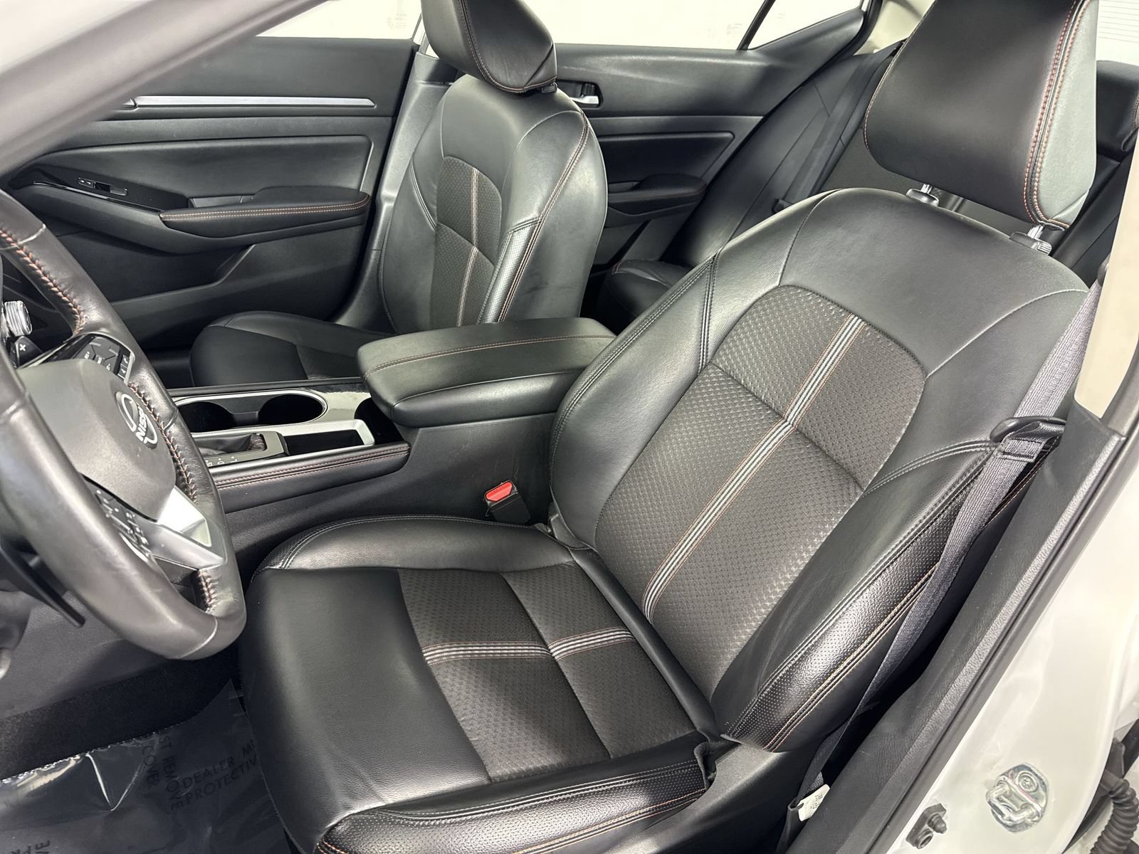 Used 2024 Nissan Altima 2.5 SR FWD image 18