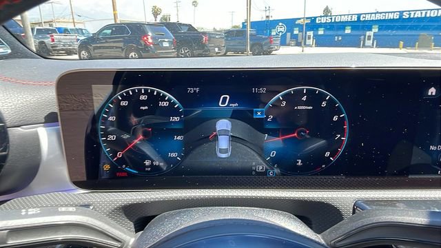 Used 2021 Mercedes-Benz CLA 250 image 25