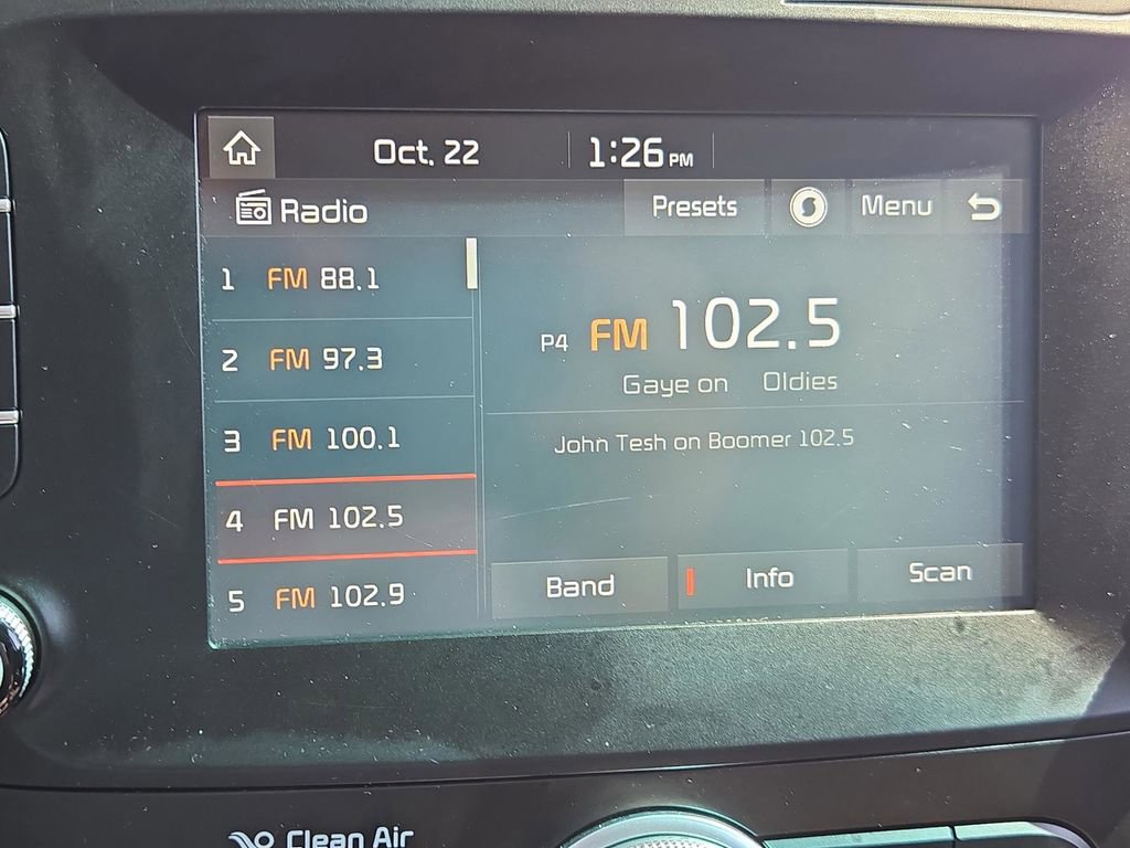 Used 2018 Kia Soul + image 27