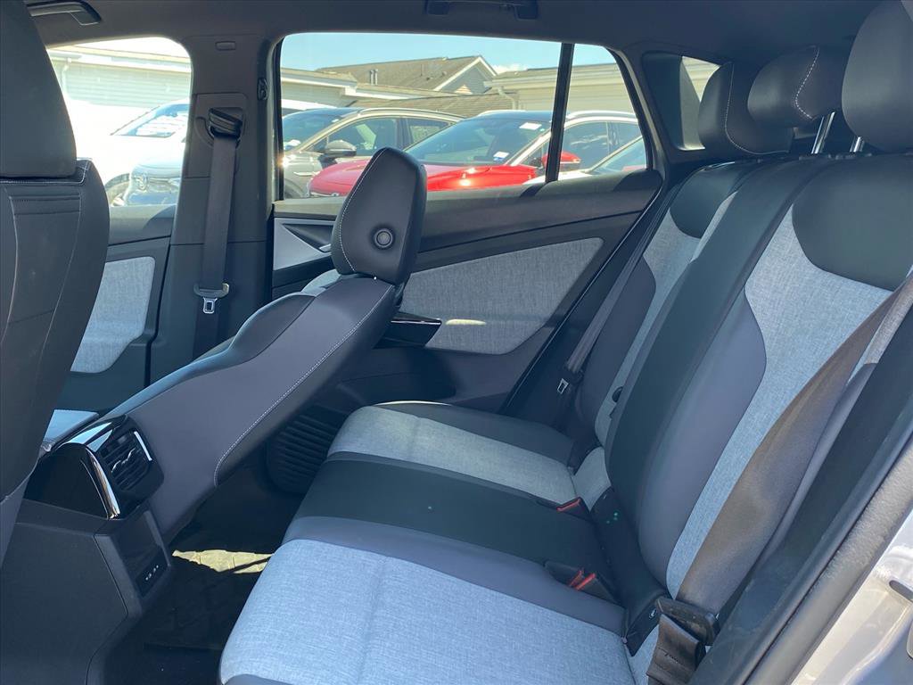 Certified 2023 Volkswagen ID.4 Pro image 18