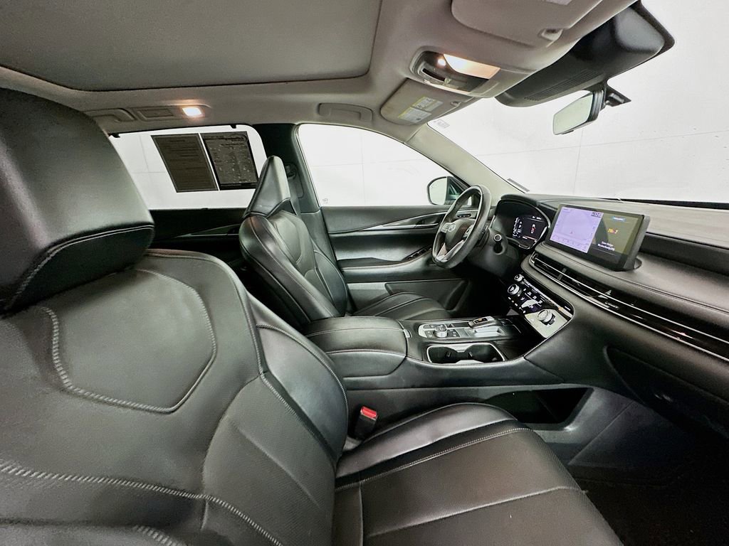 Used 2023 INFINITI QX60 Luxe image 32