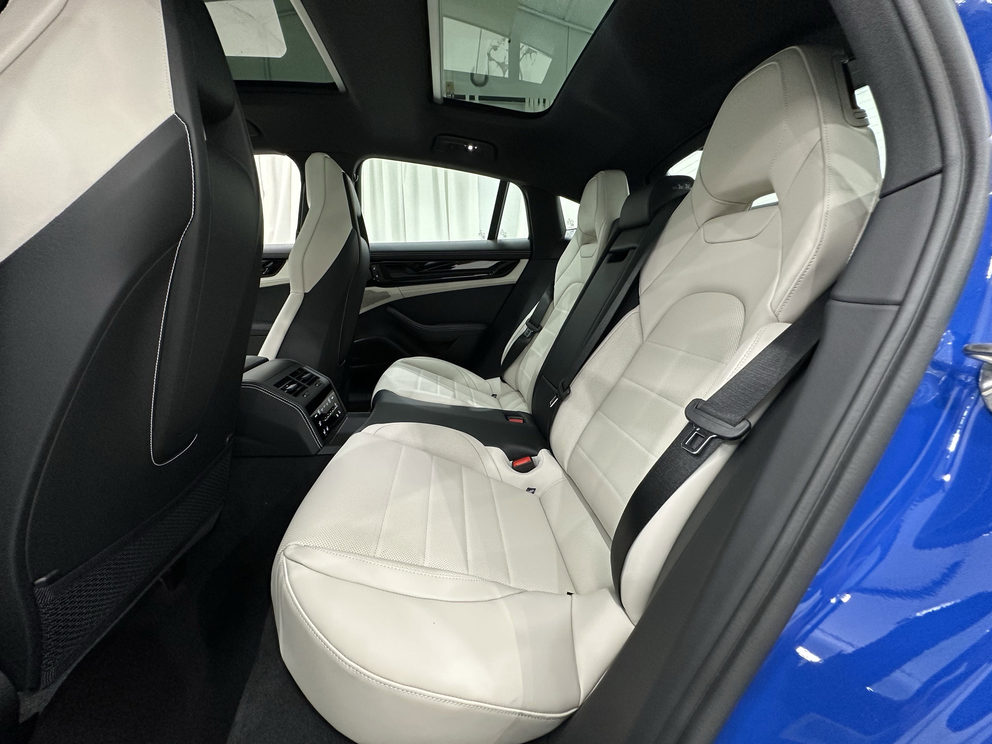 New 2025 Porsche Panamera image 20