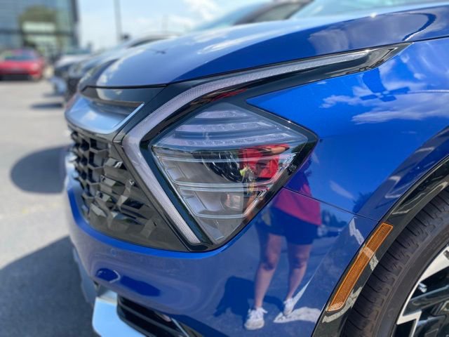 New 2025 Kia Sportage SX image 4