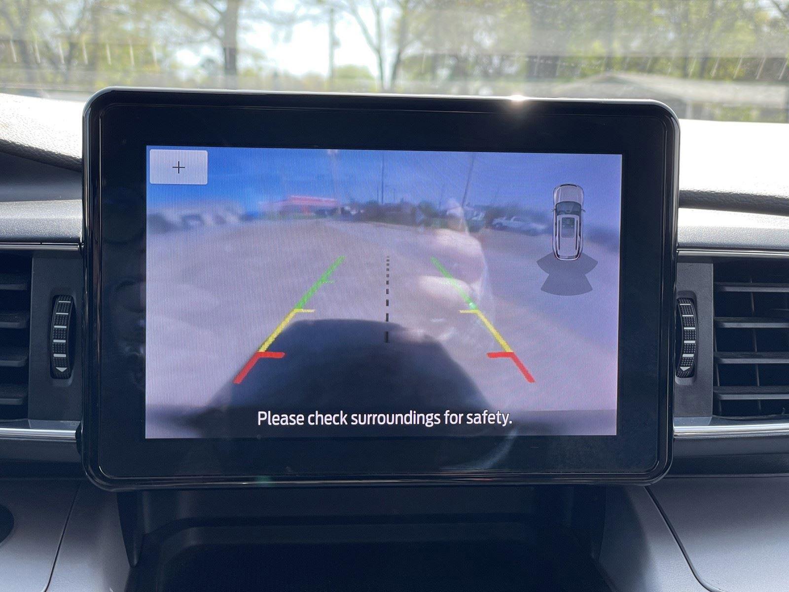 Used 2023 Ford Explorer XLT w/ Equipment Group 202A image 20