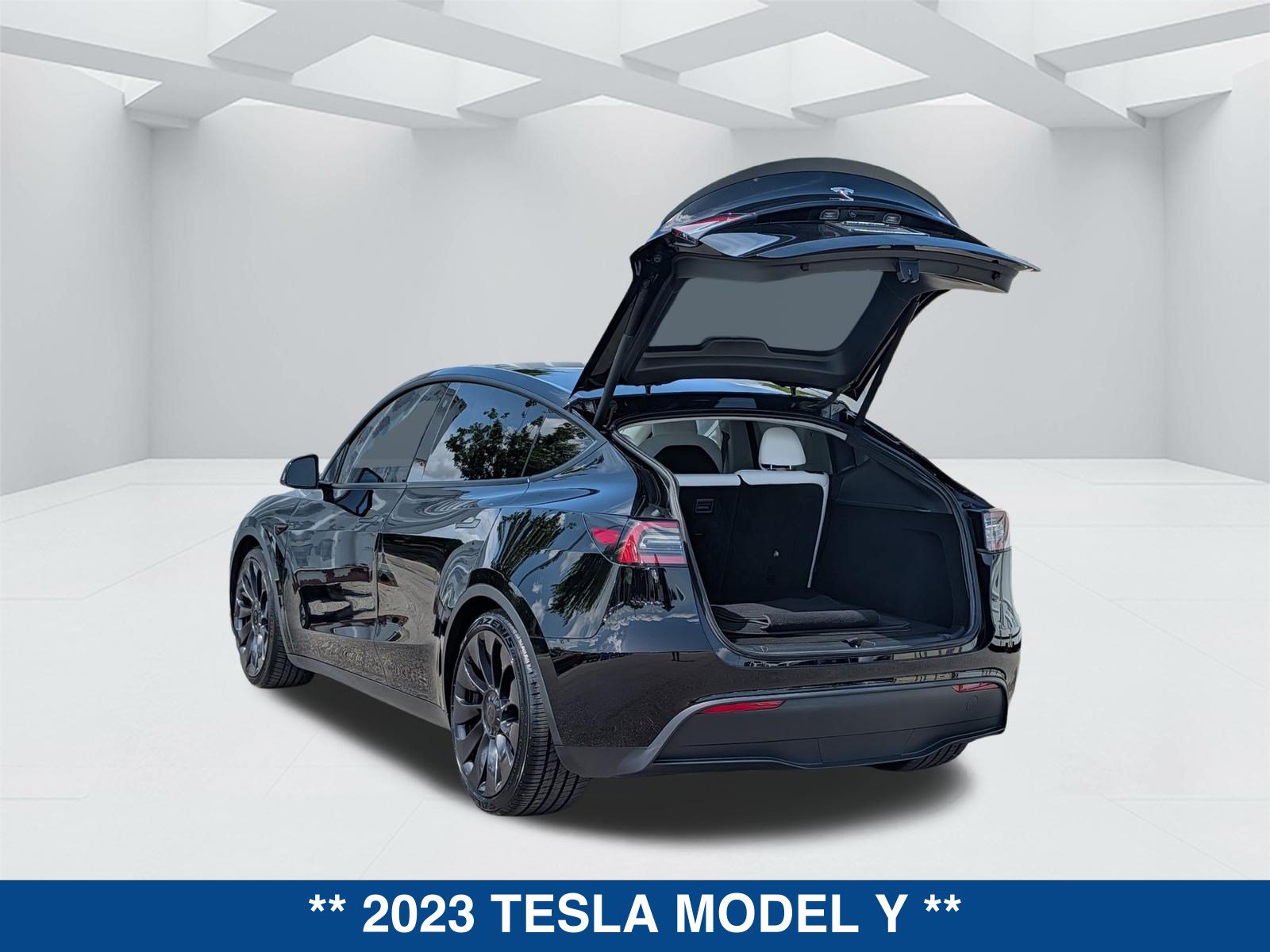 Used 2023 Tesla Model Y Performance AWD/4WD image 14