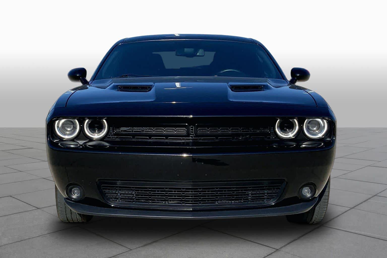 Used 2023 Dodge Challenger SXT w/ Blacktop Package RWD image 4