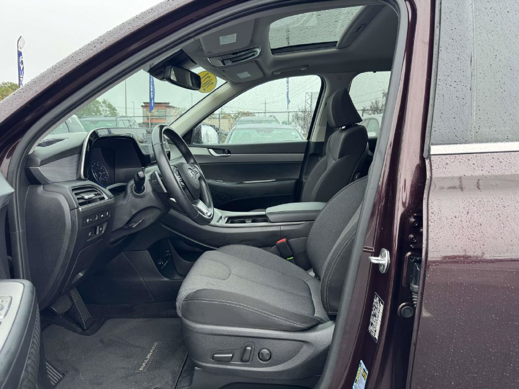 Used 2021 Hyundai Palisade SEL w/ Convenience Package AWD/4WD image 16