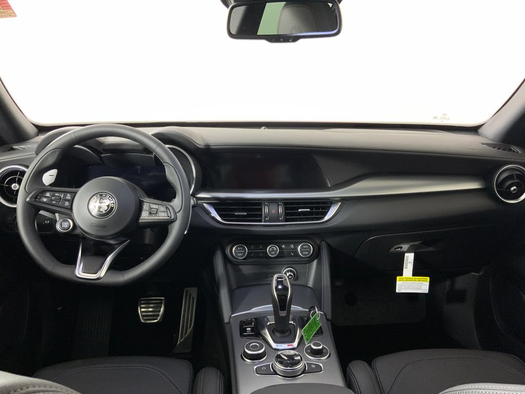 New 2026 Alfa Romeo Stelvio Sprint AWD/4WD image 23