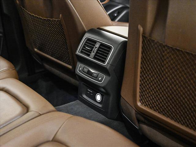 Used 2019 Audi Q5 2.0T Premium Plus w/ Premium Plus Package image 18