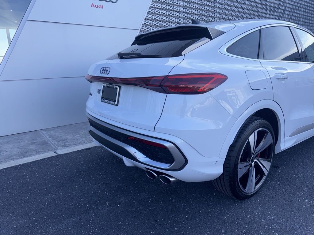 New 2025 Audi SQ5 Premium Plus image 13