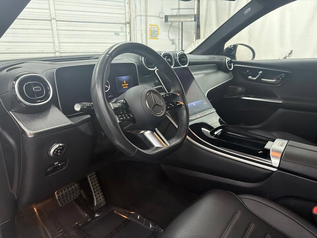 Used 2023 Mercedes-Benz GLC 300 4MATIC image 13