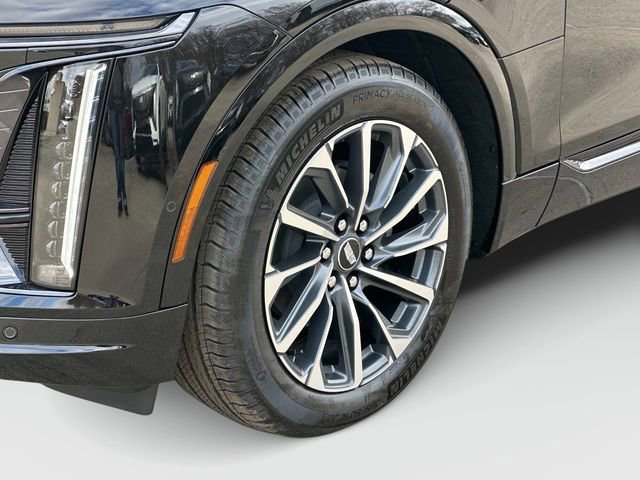 New 2026 Cadillac Lyriq Sport w/ LPO, Floor Liner Package image 17