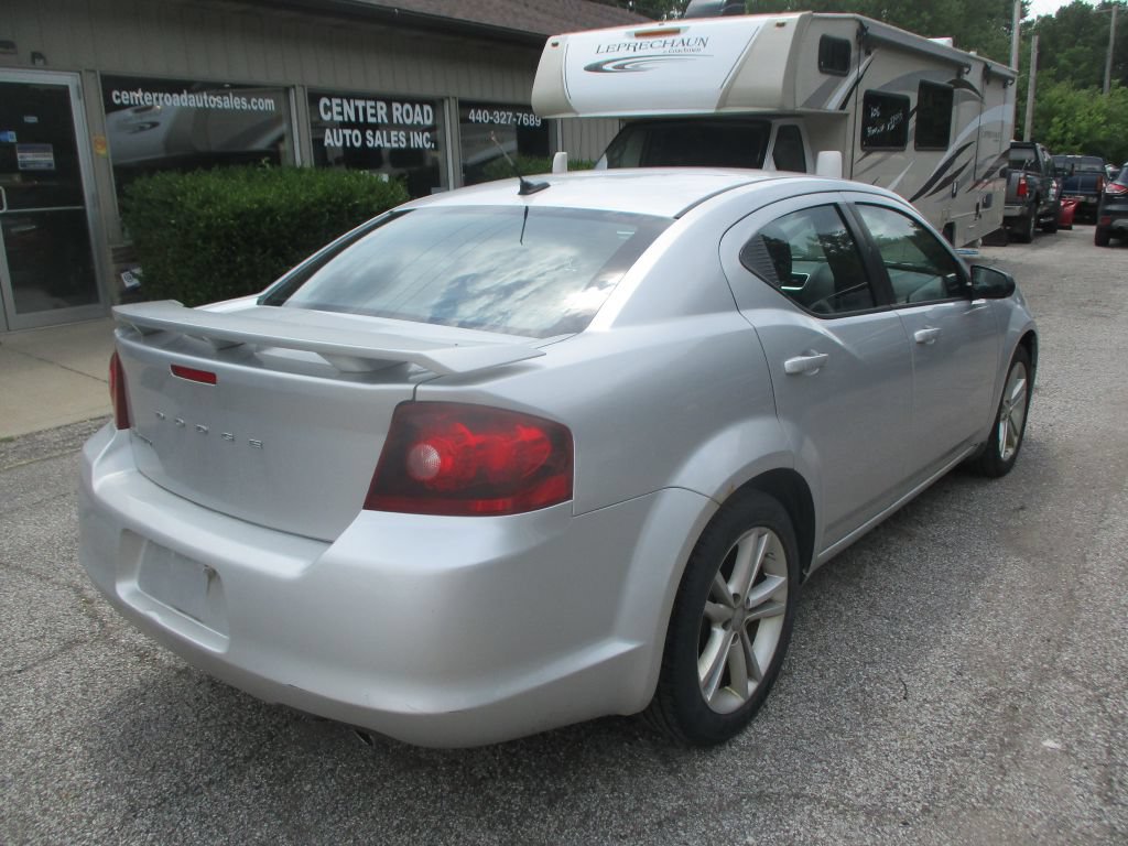 Used 2012 Dodge Avenger SE FWD image 5