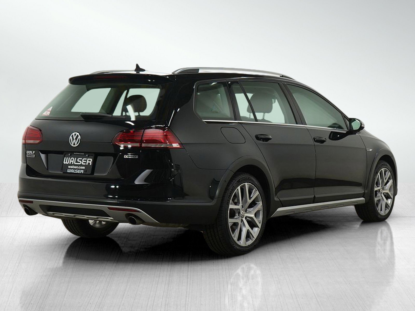 Used 2019 Volkswagen Golf Alltrack SEL image 5