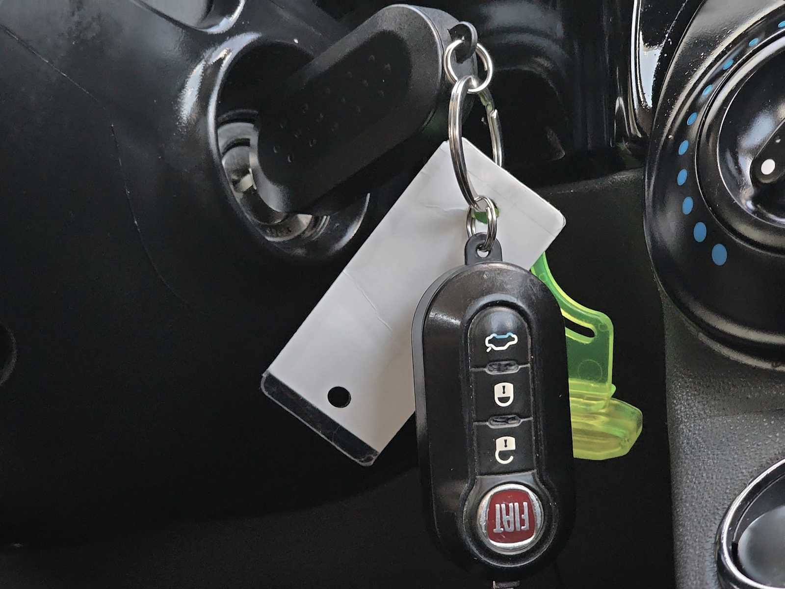 Used 2019 FIAT 500 Pop w/ Urbana Appearance Package FWD image 23