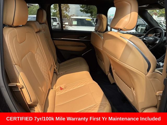Used 2023 Jeep Grand Cherokee Summit w/ Adv Protech Group IV AWD/4WD image 12