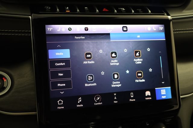 Used 2023 Jeep Grand Cherokee Limited w/ Black Appearance Package RWD image 35