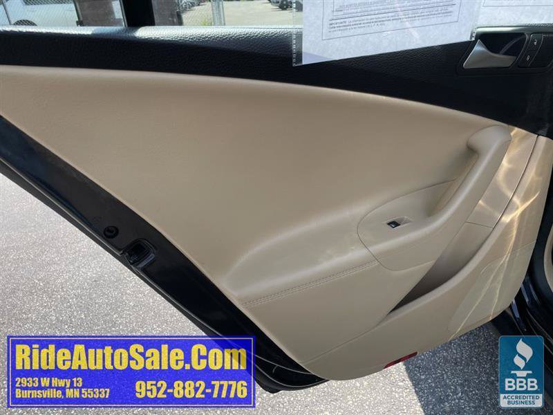 Used 2009 Volkswagen Passat Komfort FWD image 11