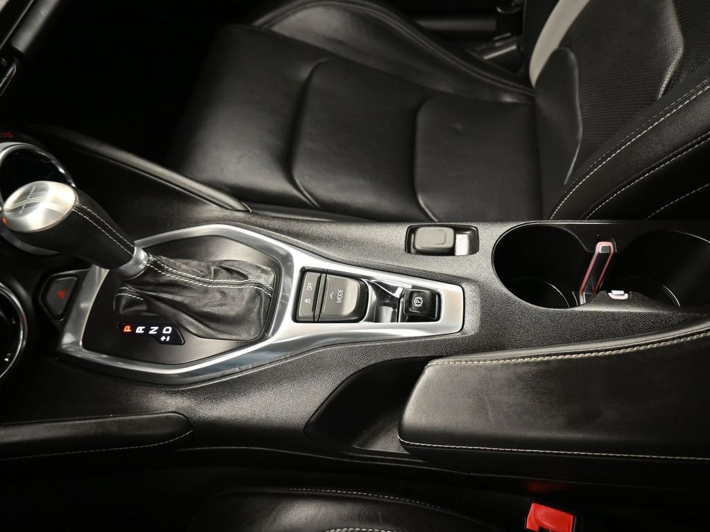 Used 2016 Chevrolet Camaro SS image 25