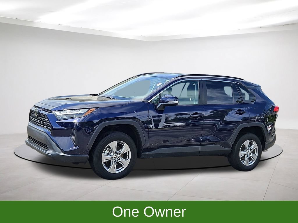 Used 2023 Toyota RAV4 XLE FWD image 3