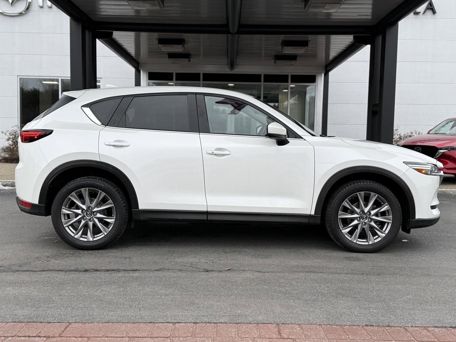 Certified 2021 MAZDA CX-5 Grand Touring w/ GT Premium Package image 4