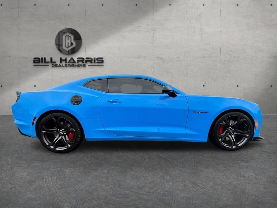 Used 2022 Chevrolet Camaro SS RWD image 5