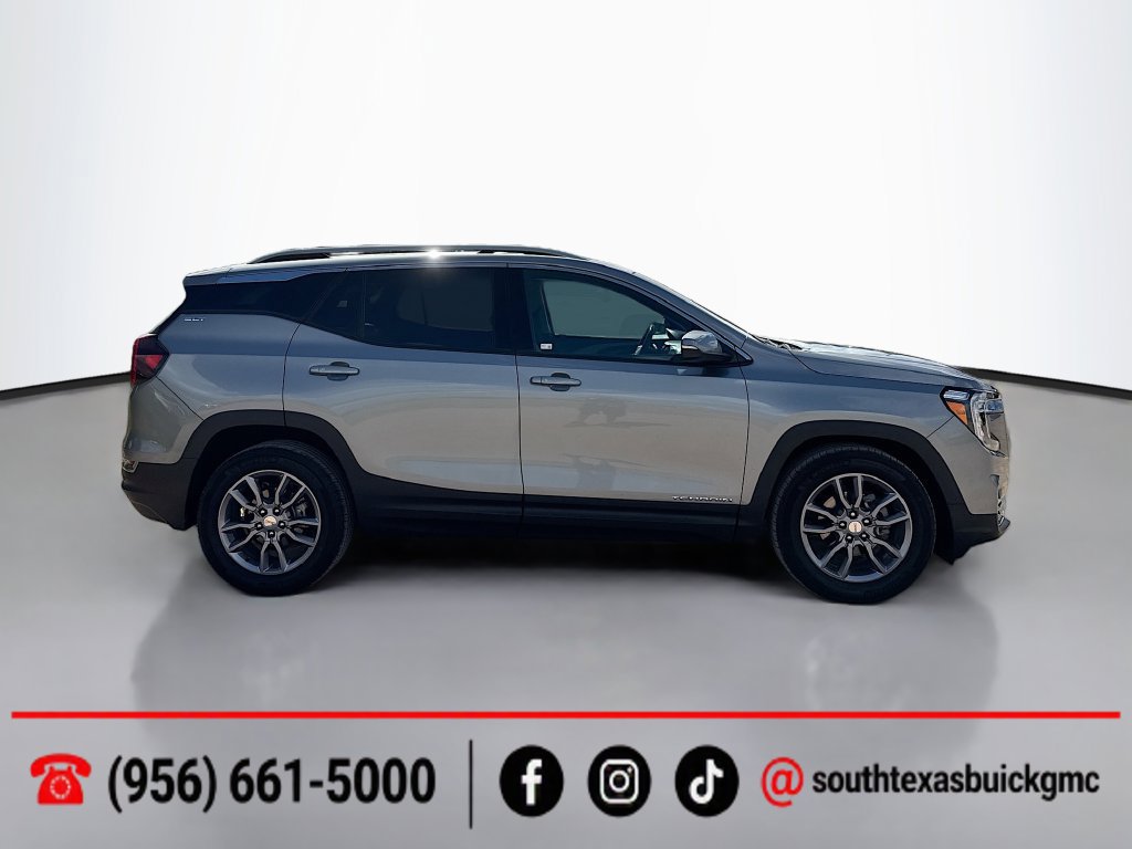 Used 2023 GMC Terrain SLT w/ Infotainment Package II FWD image 9