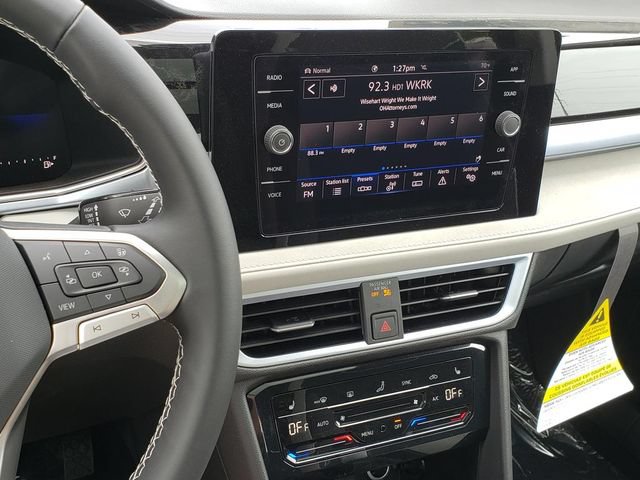 New 2026 Volkswagen Taos SE AWD/4WD image 11