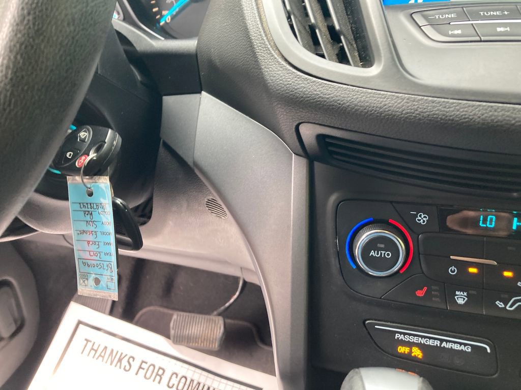 Used 2017 Ford Escape SE w/ SE Leather Comfort Package image 21