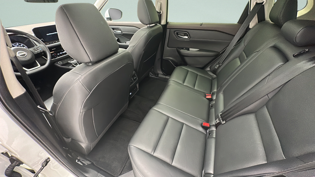 Used 2023 Nissan Rogue SL w/ SL Premium Package AWD/4WD image 9
