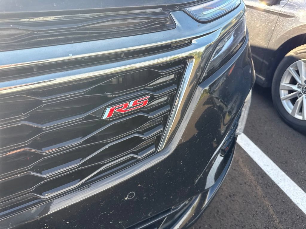 Used 2022 Chevrolet Equinox RS w/ Infotainment Package FWD image 9