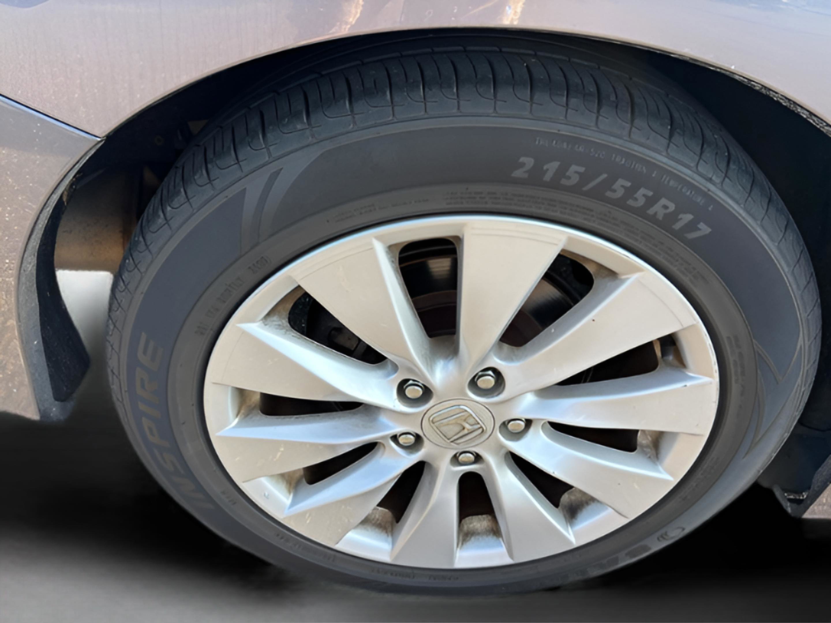 Used 2014 Honda Accord EX-L image 32