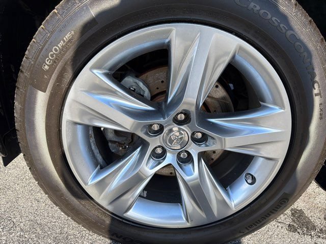 Used 2015 Toyota Highlander Limited Platinum AWD/4WD image 8