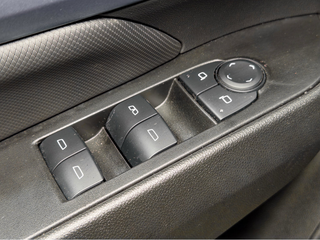 Used 2025 Chevrolet Equinox EV LT AWD/4WD image 8