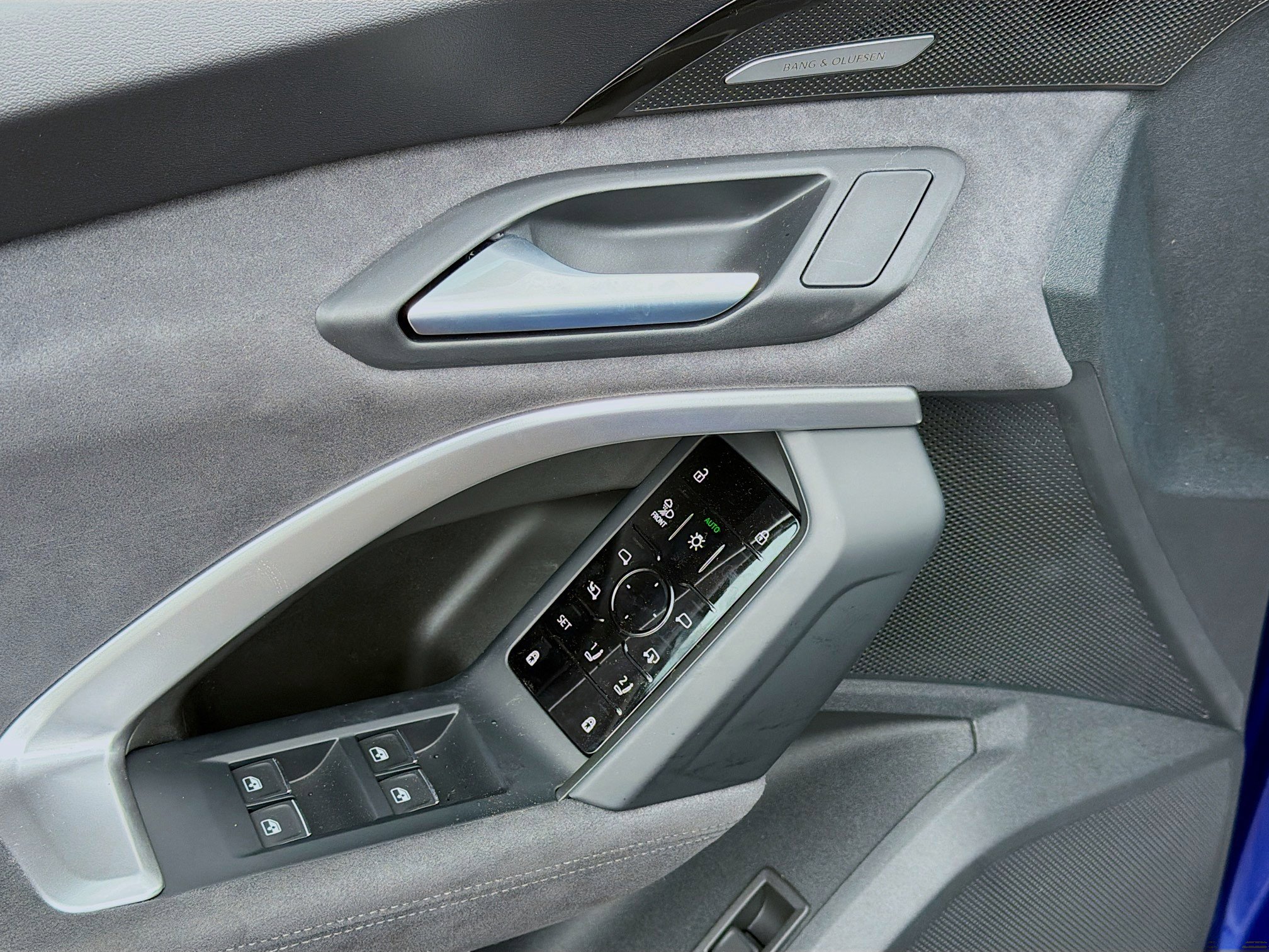 New 2025 Audi SQ5 Premium Plus image 23