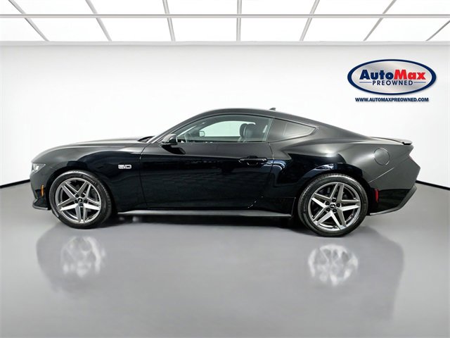 Used 2024 Ford Mustang GT Premium image 8