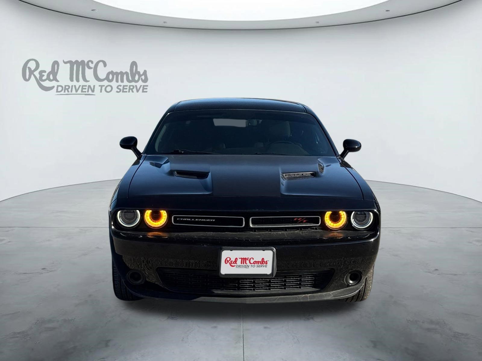 Used 2022 Dodge Challenger SXT image 8