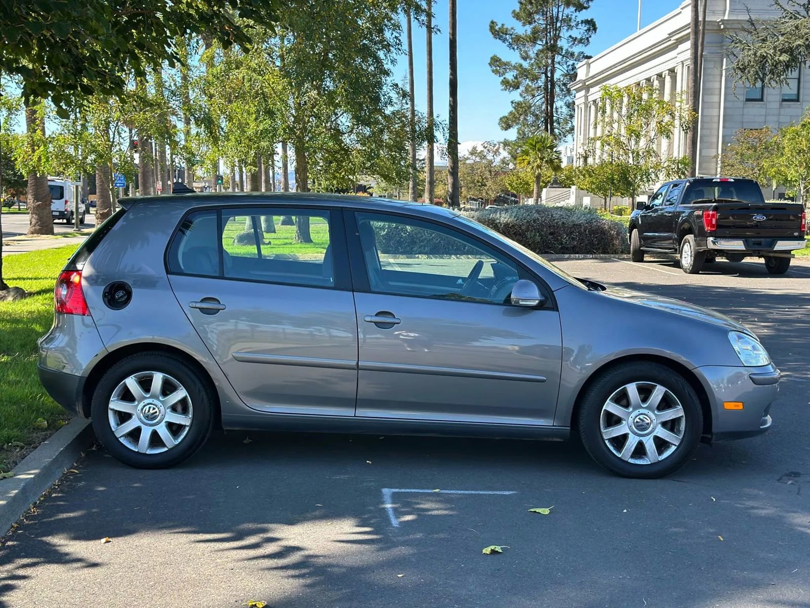 Used 2008 Volkswagen Rabbit S image 5