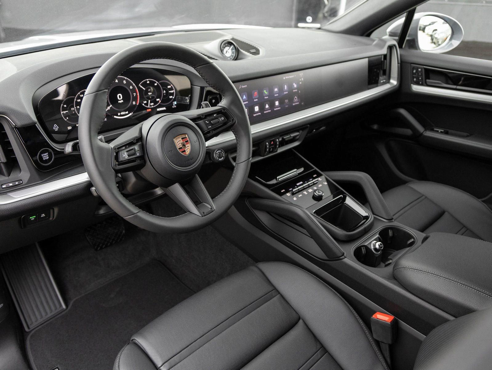 Certified 2026 Porsche Cayenne Coupe image 4