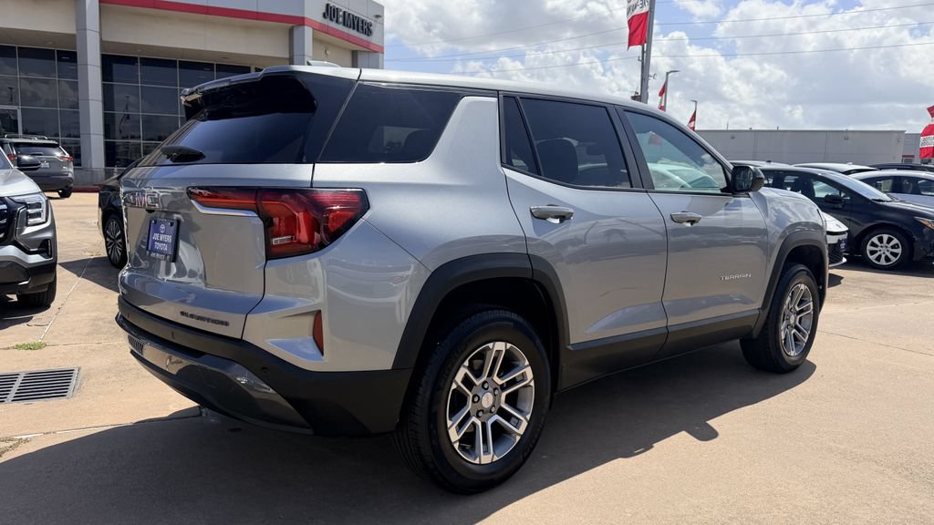 Used 2025 GMC Terrain Elevation FWD image 5