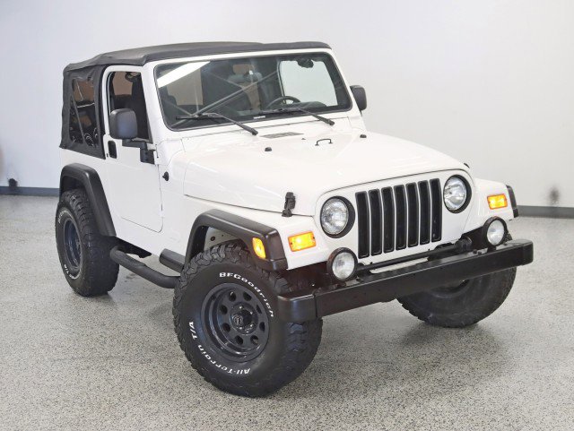Used 2004 Jeep Wrangler 4WD w/ 30" Tire & Wheel Group image 5