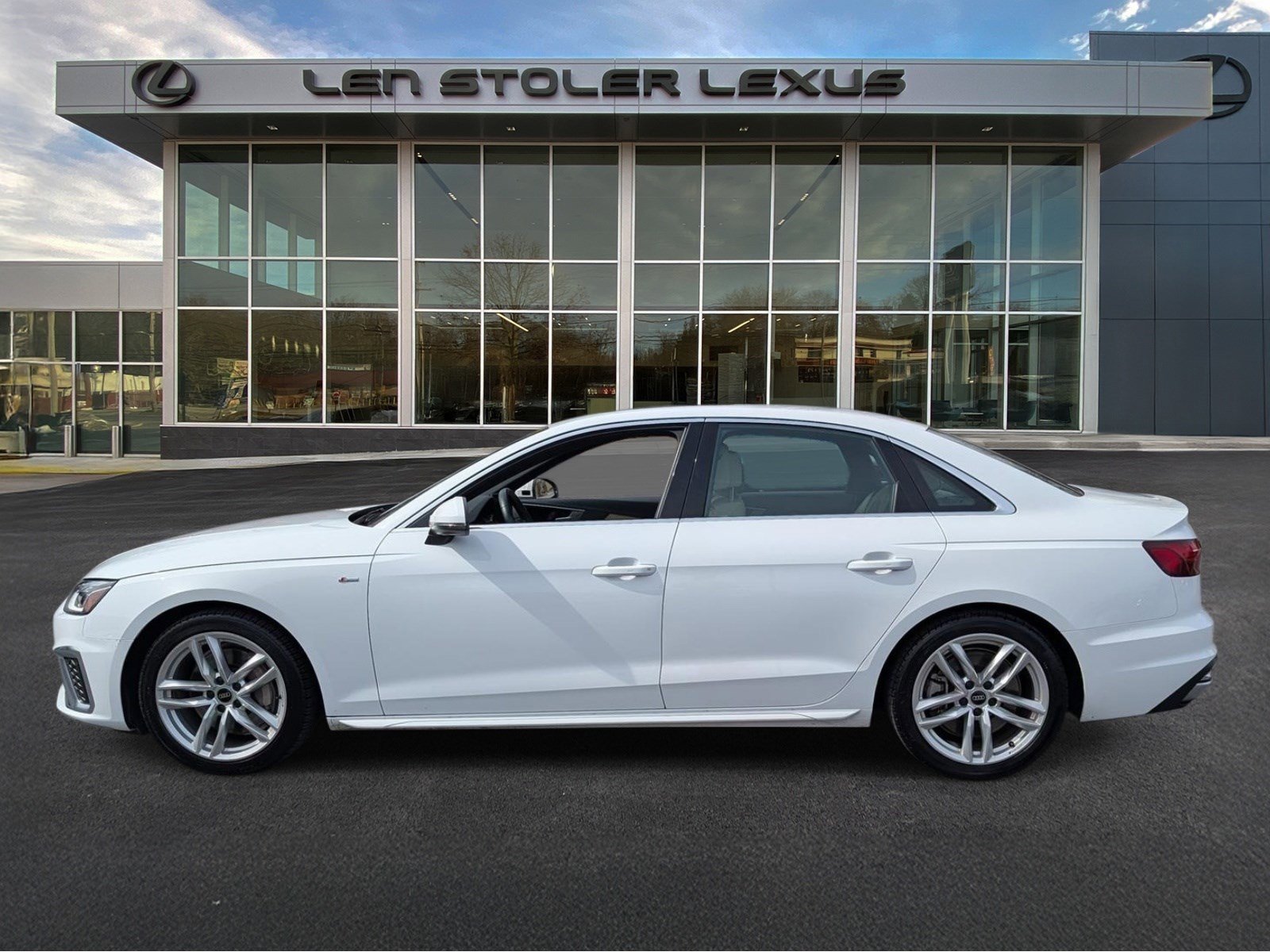 Used 2024 Audi A4 2.0T Premium Plus image 6