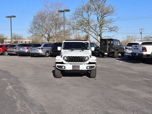 Used 2024 Jeep Wrangler High Altitude AWD/4WD image 11