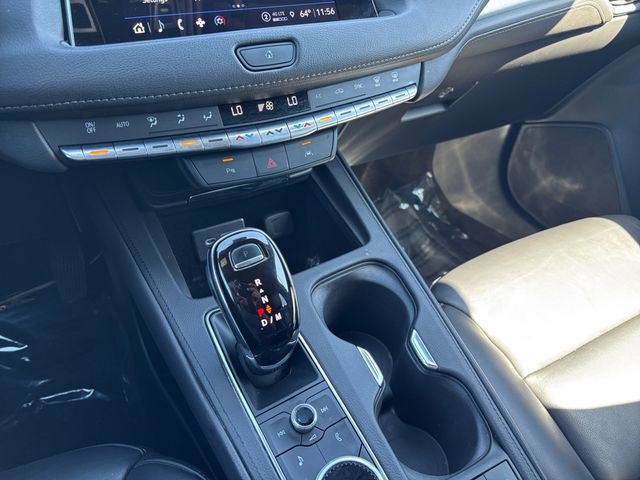 Used 2023 Cadillac XT4 Premium Luxury FWD image 29