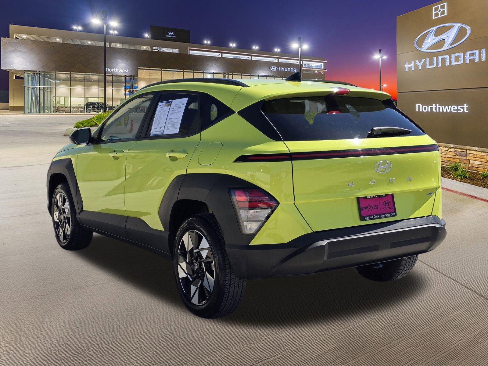 Certified 2025 Hyundai Kona SEL image 9