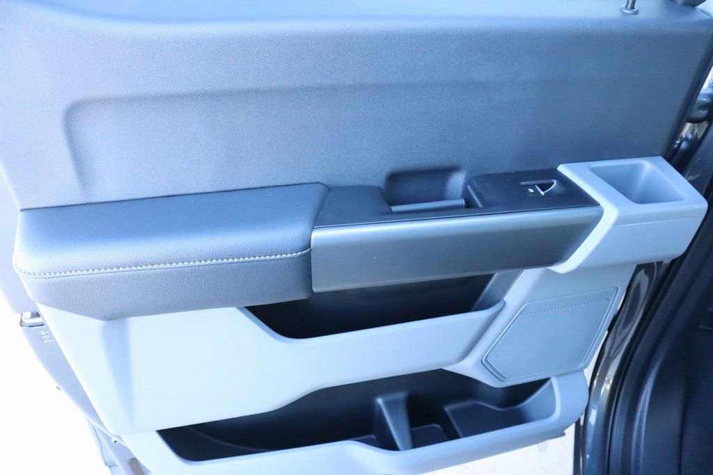 New 2026 Ford F250 XLT w/ FX4 Off-Road Package image 15