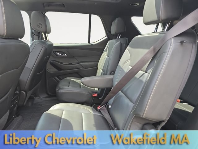 Used 2023 Chevrolet Traverse LT w/ LT Premium Package AWD/4WD image 13