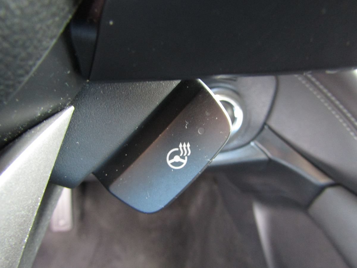 Used 2022 Subaru Outback Limited w/ Popular Package #2 AWD/4WD image 9