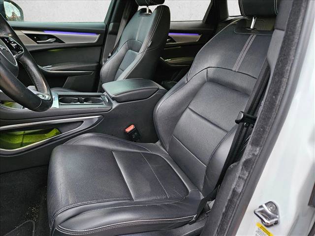 Used 2021 Jaguar F-PACE R-Dynamic S image 16