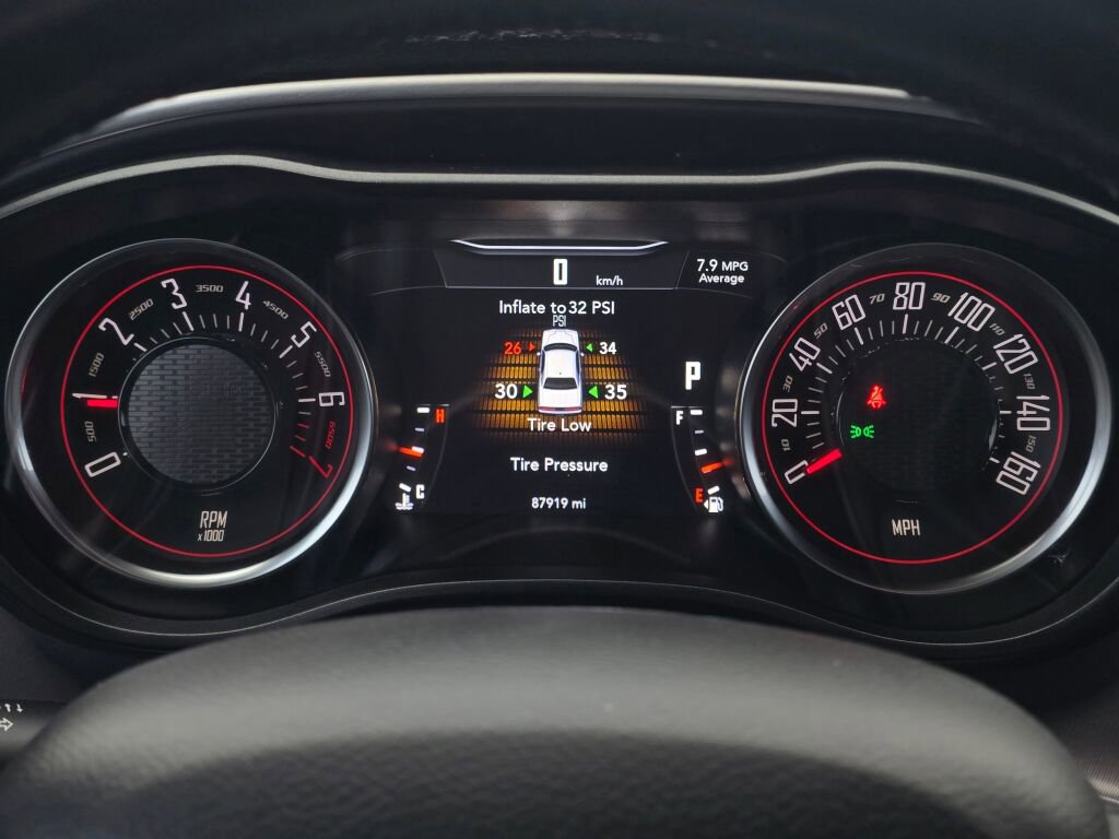 Used 2019 Dodge Challenger SXT image 27